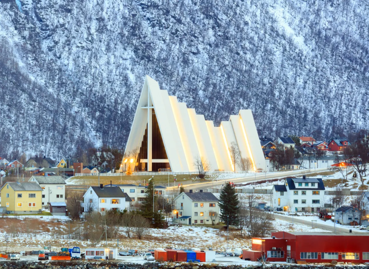 北極大教堂 Arctic Cathedral