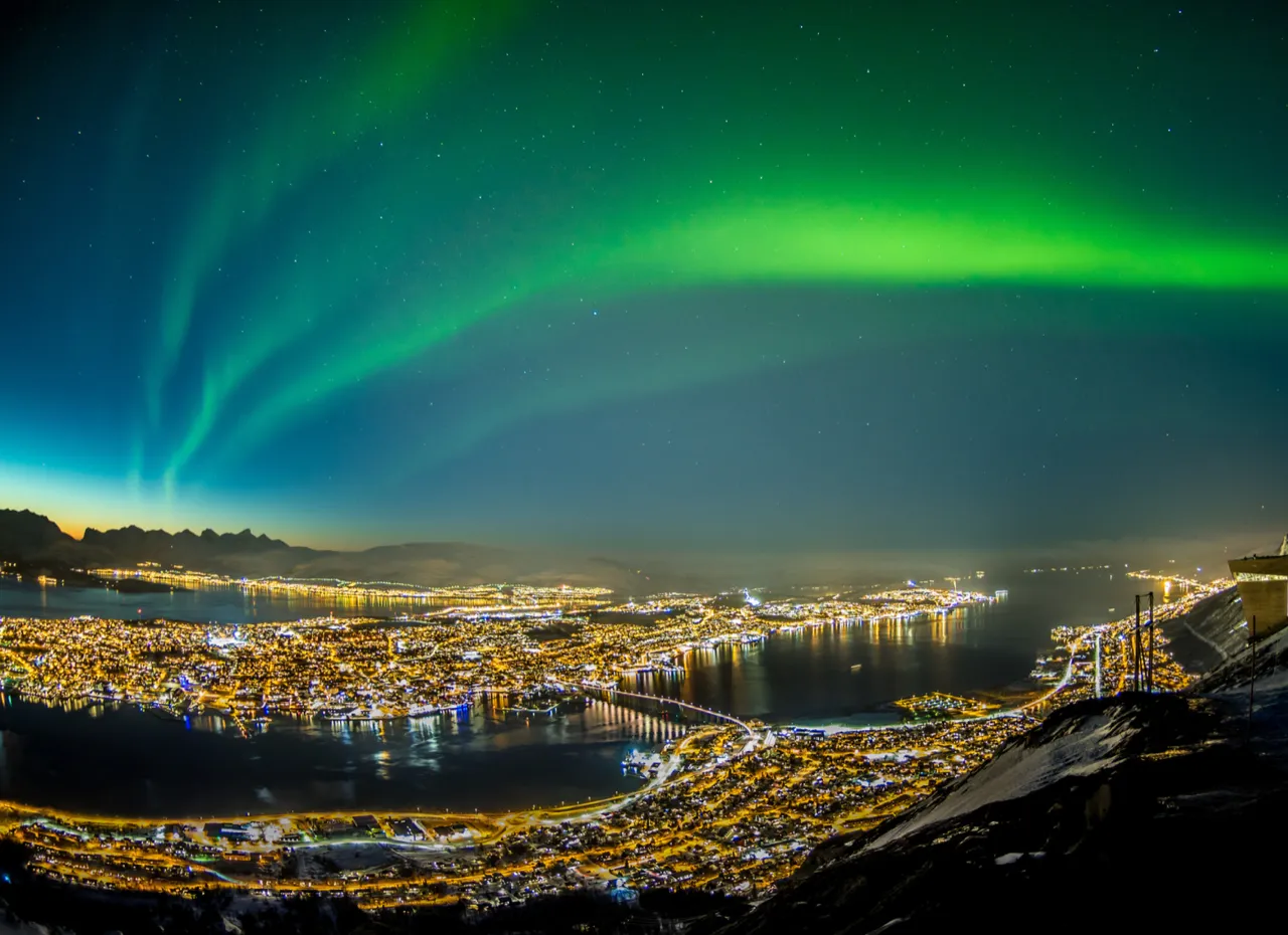 斯托斯坦恩山 Storsteinen