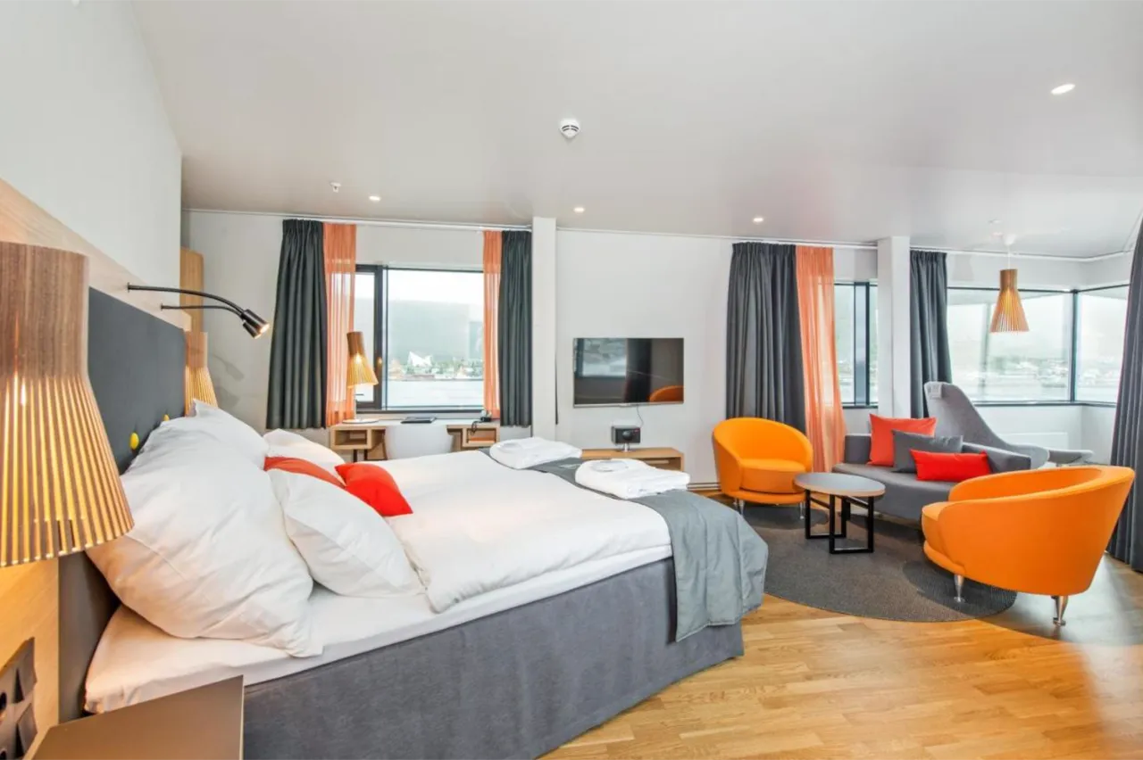 Clarion Hotel The Edge